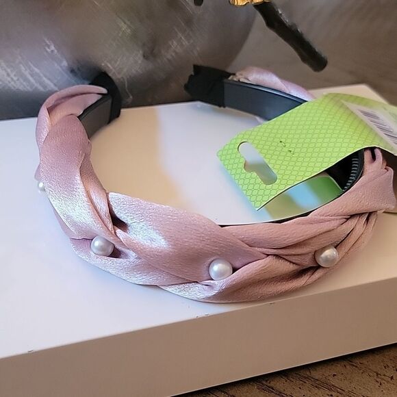 Blush pink with pearl headband NWT 💓 - Picture 1 of 4